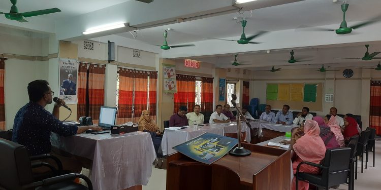 সড়ক নিরাপত্তা সচেতনা মূলক প্রশিক্ষণ অনুষ্ঠিত