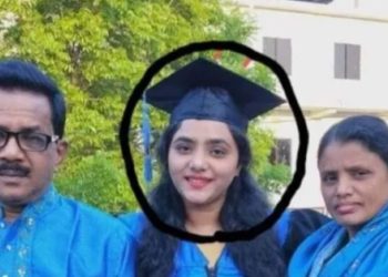 বাবার মৃত্যুর ৮ মাস পর ডেঙ্গু জ্বরে আক্রান্ত হয়ে মারা গেলো একমাত্র মেয়ে প্রিয়াংকা