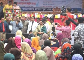 ঝিনাইদহ কাঞ্চননগর মডেল স্কুল এন্ড কলেজে অভিভাবক সমাবেশ ও নবীণ বরন অনুষ্ঠিত