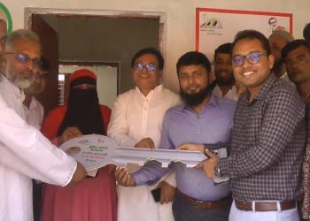  ভাঙ্গায় ৪০ টি পরিবারের মাঝে প্রধান মন্ত্রীর উপহারের ঘরের চাবি হস্তান্তর
