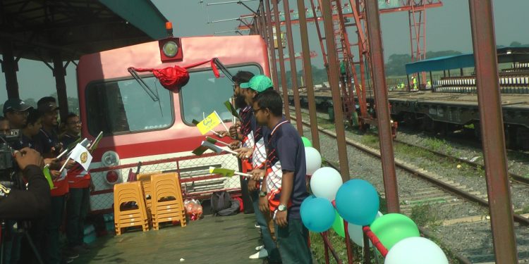 ভাঙ্গায় পরীক্ষামূলক ভাবে পদ্মা সেতু রেললাইন শুভ উদ্বোধন