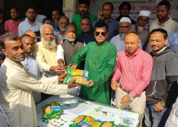 চৌদ্দগ্রাম উপজেলায় চার হাজার কৃষকের মাঝে ধান বীজ বিতরন