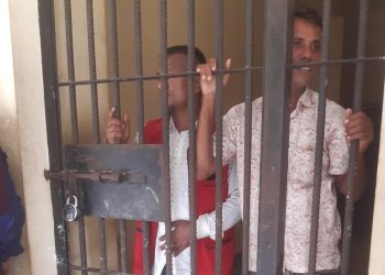 বাঁশখালীতে পলাতক আসামীকে কারাগারে প্রেরণ