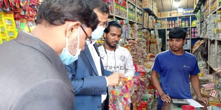 সৈয়দপুরে ভোক্তা অধিকারের অভিযানেদুই প্রতিষ্ঠানের ৩৪ হাজার টাকা জরিমানা