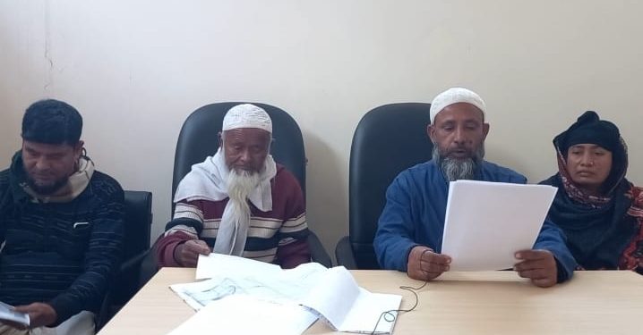 জাজিরায় ১১৬ জন ভূমিহীন বন্দবস্ত জমির দখল পেতে পরিবারের সংবাদ সম্মেলন।