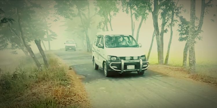 পৌষের শুরুতেই তীব্র শীতে বিপর্যস্ত হয়ে পড়ছে নওগাঁর  জনজীবন
