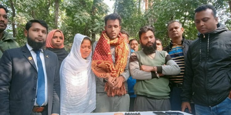 ফরিদপুরের ভাঙ্গায় ১৮০০ পিস ইয়াবাসহ দম্পতি আটক