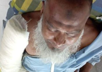 লালপুরে সাবেক ইউপি চেয়ারম্যানকে কুপিয়ে জখম