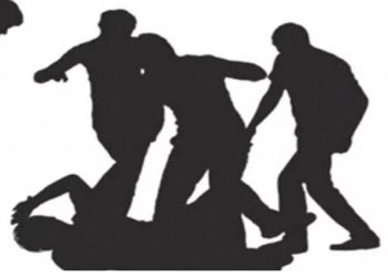 পটুয়াখালীতে প্রতিপক্ষের উপর হামলা