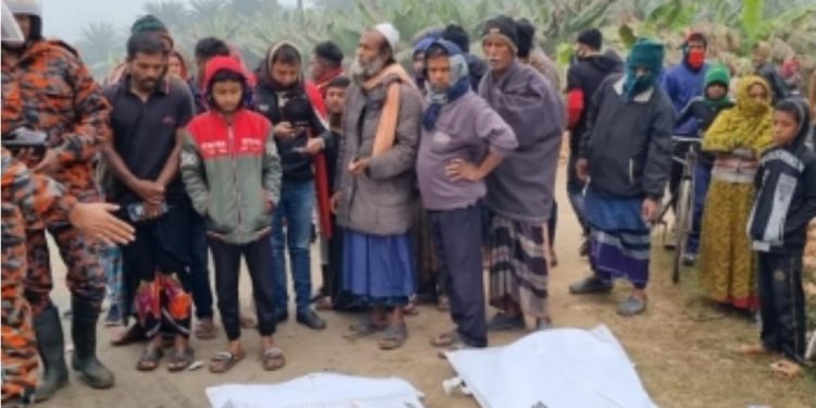 ঝিনাইদহে সড়ক দুর্ঘটনা নিহত তিন