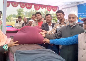 মাধবদীতে সুখায়ুর আয়োজনে শীতবস্ত্র বিতরণ