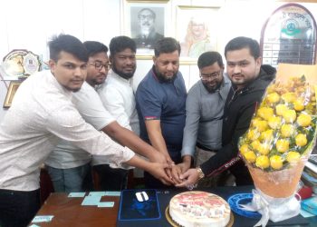 মাধবদীতে আ’লীগের প্রেসিডিয়াম সদস্যের জন্মদিন পালন