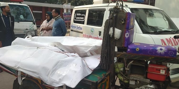 ভাঙ্গায় সড়ক দুর্ঘটনায় বাবা-মেয়েসহ নিহত-৩