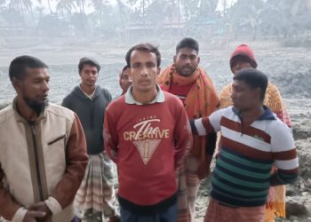 বাগমারায় পুরাতন পুকুর সংস্কার বন্ধ; বিড়ম্বনায় গ্রামবাসী