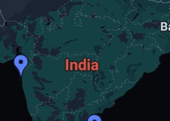 লক্ষণপুর ইউপি ভূমি অফিসের তপনের বিরুদ্ধে ৭ মাসে ৬ বার ভারতে অবস্থানের অভিযোগ 