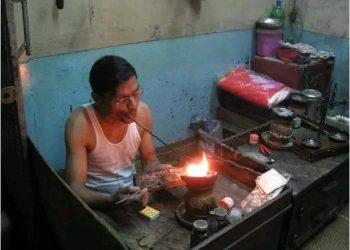 নানামূখী সমস্যায় ভাগ্য বিরম্বনার শিকার ভোলাসহ প্রত্যন্ত অঞ্চলের স্বর্ণ কারিগররা