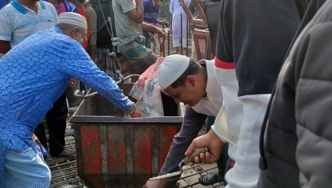 রাজশাহীর বাঘাই নতুন জামে মসজিদের ছাদ ঢালাই সম্পন্ন
