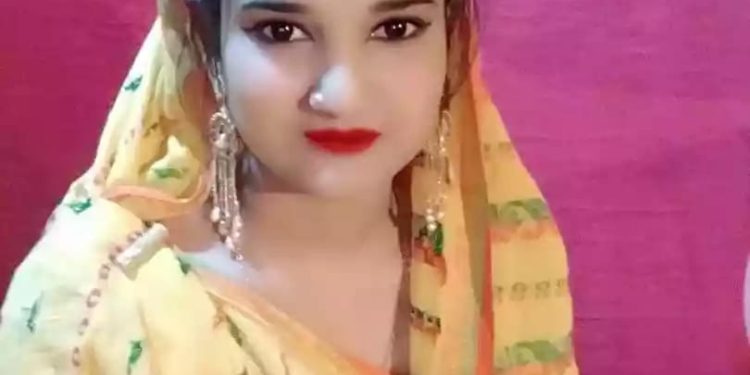 যৌতুকের দায়ে ভাঙ্গায় স্ত্রীকে নির্যাতন করে হত্যার অভিযোগ