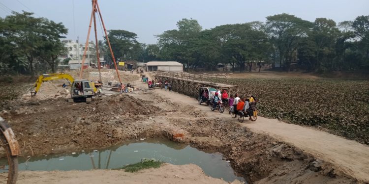 দুই ব্রীজে স্বপ্ন পূরণ হবে দুই গ্রামের মানুষের