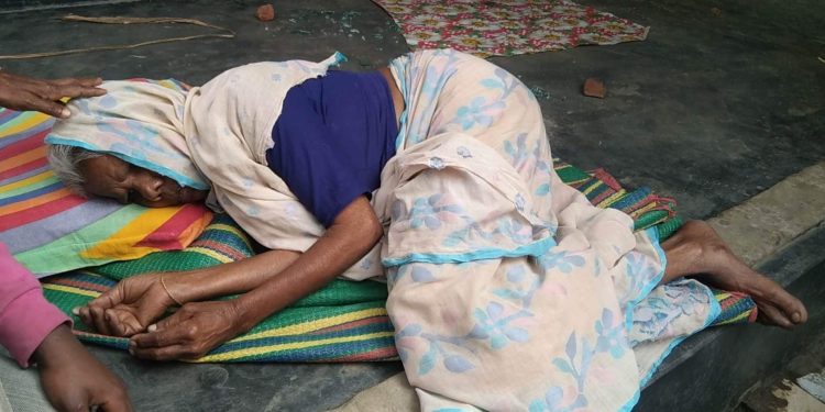 সৈয়দপুরে হামলা চালিয়ে ভাঙ্চুর, মারপিট, টাকা ও অলঙ্কার লুট করে উল্টো হাসপাতালে ভর্তি