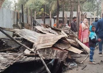 গাইবান্ধায় রাইচ কুকার বিস্ফোরন;ক্ষতিগ্রস্তদের মাঝে সরকারি সহায়তা প্রদান