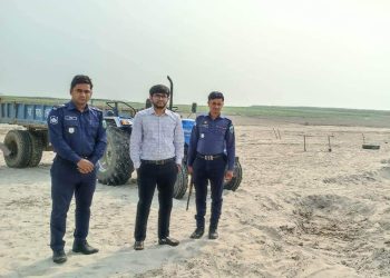লালপুরে অবৈধভাবে বালু উত্তোলনের দায়ে লাখ টাকা জরিমানা