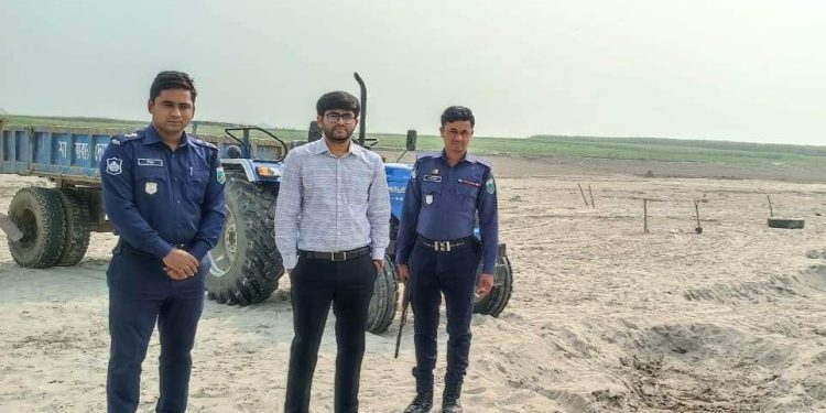 লালপুরে অবৈধভাবে বালু উত্তোলনের দায়ে লাখ টাকা জরিমানা