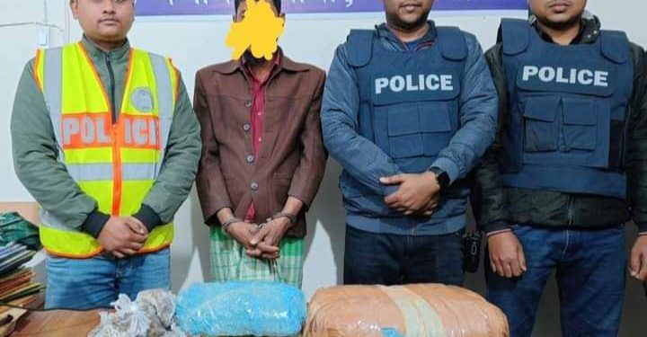 দশমিনায় আড়াই কেজি গাজাসহ গ্রেফতার-১