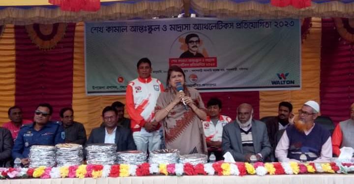 শিক্ষার্থীদের উদ্দেশ্যে এমপি উম্মে কুলসুম স্মৃতির বাণী–