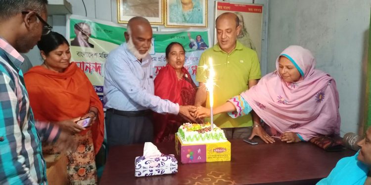 পলাশবাড়ীতে মহিলা আওয়ামীলীগের ৫৪তম প্রতিষ্ঠাবার্ষিকী পালন-