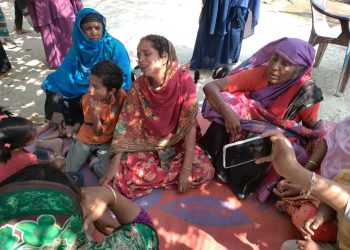 নড়াইলের লোহাগড়ায় ট্রাক্টরের ধাক্কায় কিশোরী নিহত