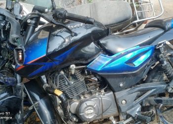 শার্শায় সরকারি গাড়ি সহ সড়ক দুর্ঘটনার শিকার এক পাবলিক ড্রাইভার