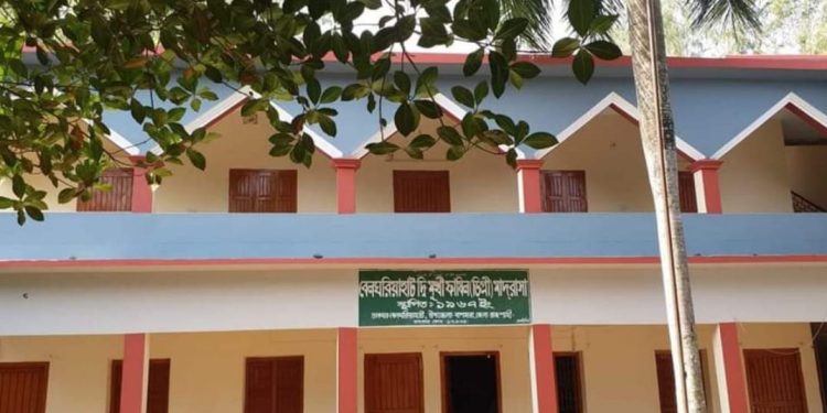 বাগমারা উপজেলায় আলিম পরীক্ষায় বেলঘরিয়াহাট ফাজিল মাদ্রাসার প্রথম স্থান লাভ