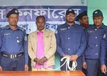 গাইবান্ধায় ১৬টি চোরাই মহিষ উদ্ধার ও আন্তঃজেলা চোর চক্রের মূলহোতা গ্রেফতার