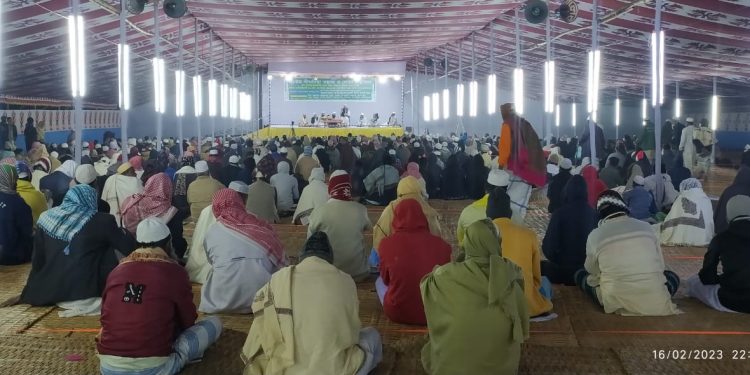 মুন্সীগঞ্জে গাওদিয়া আবজালিয়া খানকা শরীফে ওয়াজ মাহফিল অনুষ্ঠিত