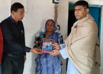 মানবিক কাজের স্বীকৃতি পেলেন তৃতীয় লিঙ্গের আনোয়ারা