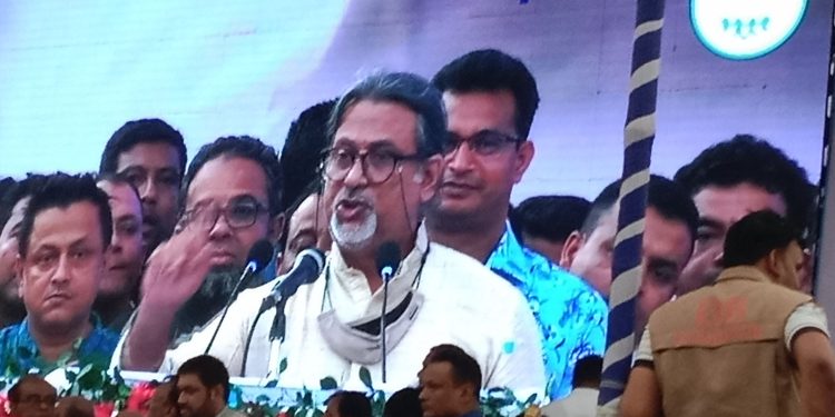 বাংলাদেশ আওয়ামী যুবলীগের সুবর্ণ জয়ন্তী উপলক্ষে কৃষক-বন্ধুদের মাঝে কৃষি উপকরণ বিতরণ অনুষ্ঠানে