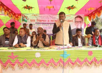 লালপুরে গন্ডবিল গ্রামে রাস্তা এইচবিবি করণ কাজের উদ্ধোধন