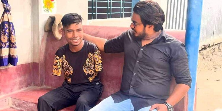 ফরিদপুরে পা দিয়ে লিখে এইচএসসি পাশ করা সেই জসিমের দায়িত্ব নিলেন ছাত্রলীগ নেতা রিয়ান