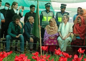 তেঁতুলিয়ার টিউলিপ বাগানে ডেনমার্কের রাষ্ট্রদূত উইনি এস্ট্রাপ পিটারসেন