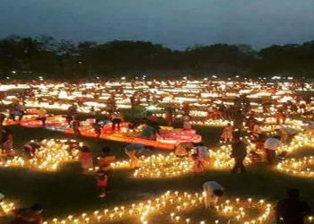 নড়াইলে লাখো মোমবাতি জ্বালিয়ে ভাষা শহীদদের স্মরণ