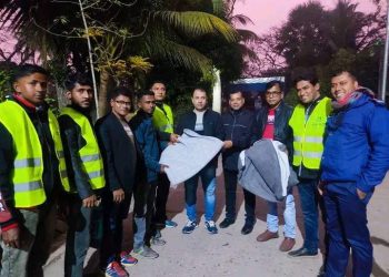 নিরাপদ সড়ক চাই ডুমুরিয়া উপজেলা শাখার উদ্যোগে কম্বল বিতরণ অনুষ্ঠিত