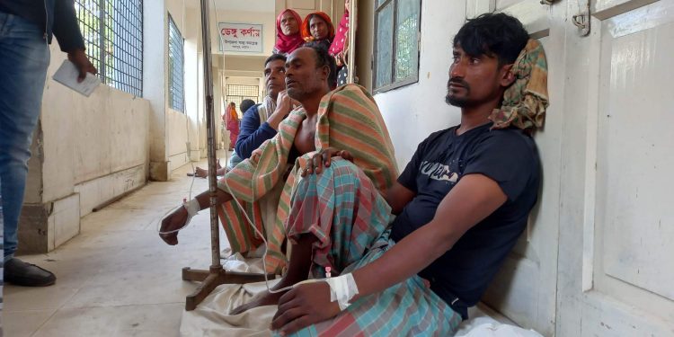 দুই পক্ষের সংঘর্ষে নাটোরে নারীসহ আহত-৯