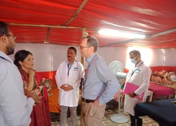 সারিয়াকান্দিতে ব্রিটিশ হাইকমিশনারের লাইফবয় ফ্রেন্ডশিপ হাসপাতাল পরিদর্শন