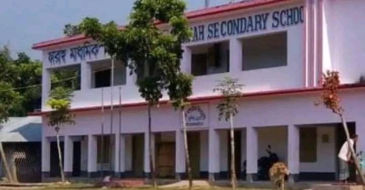 ডুমুরিয়ায় ফারাহ মাধ্যমিক বিদ্যালয়ে আয়া নিয়োগে অনিয়ম,মোটা অংকের উৎকোচ গ্রহণের অভিযোগ