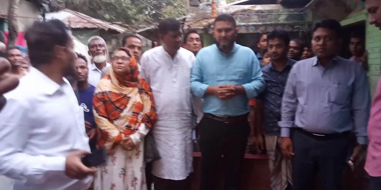 বাঁশখালীতে বসতঘর পুড়ে ছাই,সর্বস্ব হারিয়েছে ক্ষতিগ্রস্থরা,দগ্ধ প্রতিবন্ধী