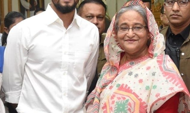 নড়াইলে মাশরাফি প্রটোকল পছন্দ করি না নিরাপত্তাহীনতায়ও ভুগি না