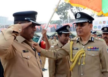 নড়াইল সদর থানার ওসি মাহমুদ ক্লোজ