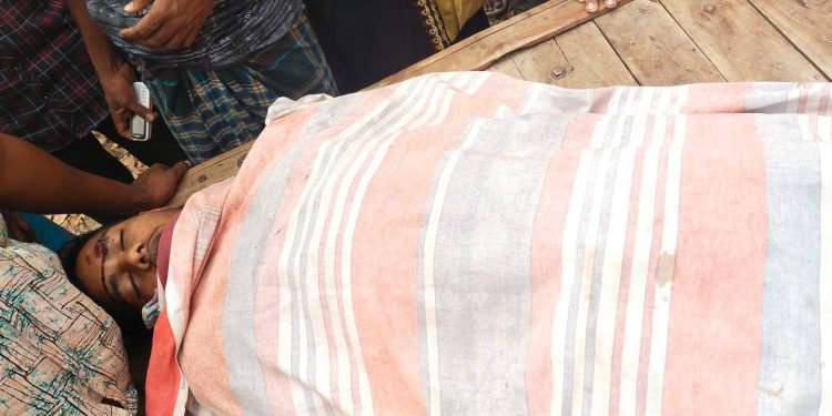 লালপুরে কুত্তাগাড়ি সঙ্গে মোটর সাইকেলের মুখোমুখি সংঘর্ষে নিহত ১