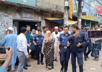 নেত্রকোণায় পবিত্র রমজানে প্রশাসনের বাজার তদারকি